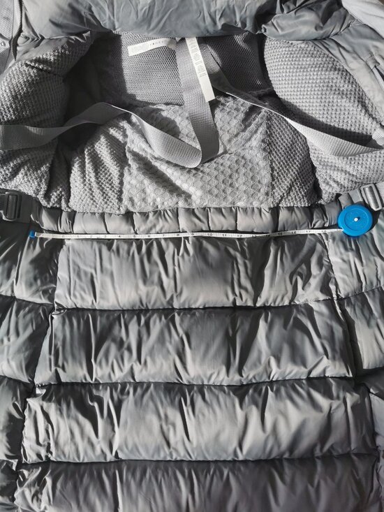 Lululemon Winter Warrior Long Parka   (Rhino Grey) - Picture 8 of 13